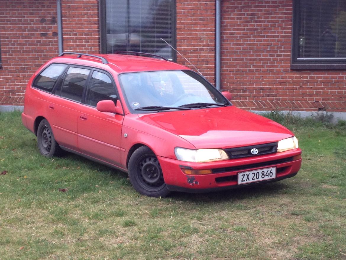 Toyota Corolla E10 STW billede 4