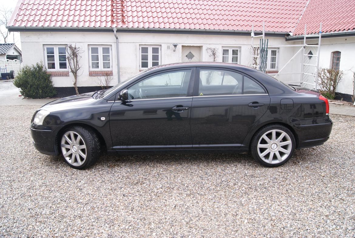 Toyota avensis billede 3
