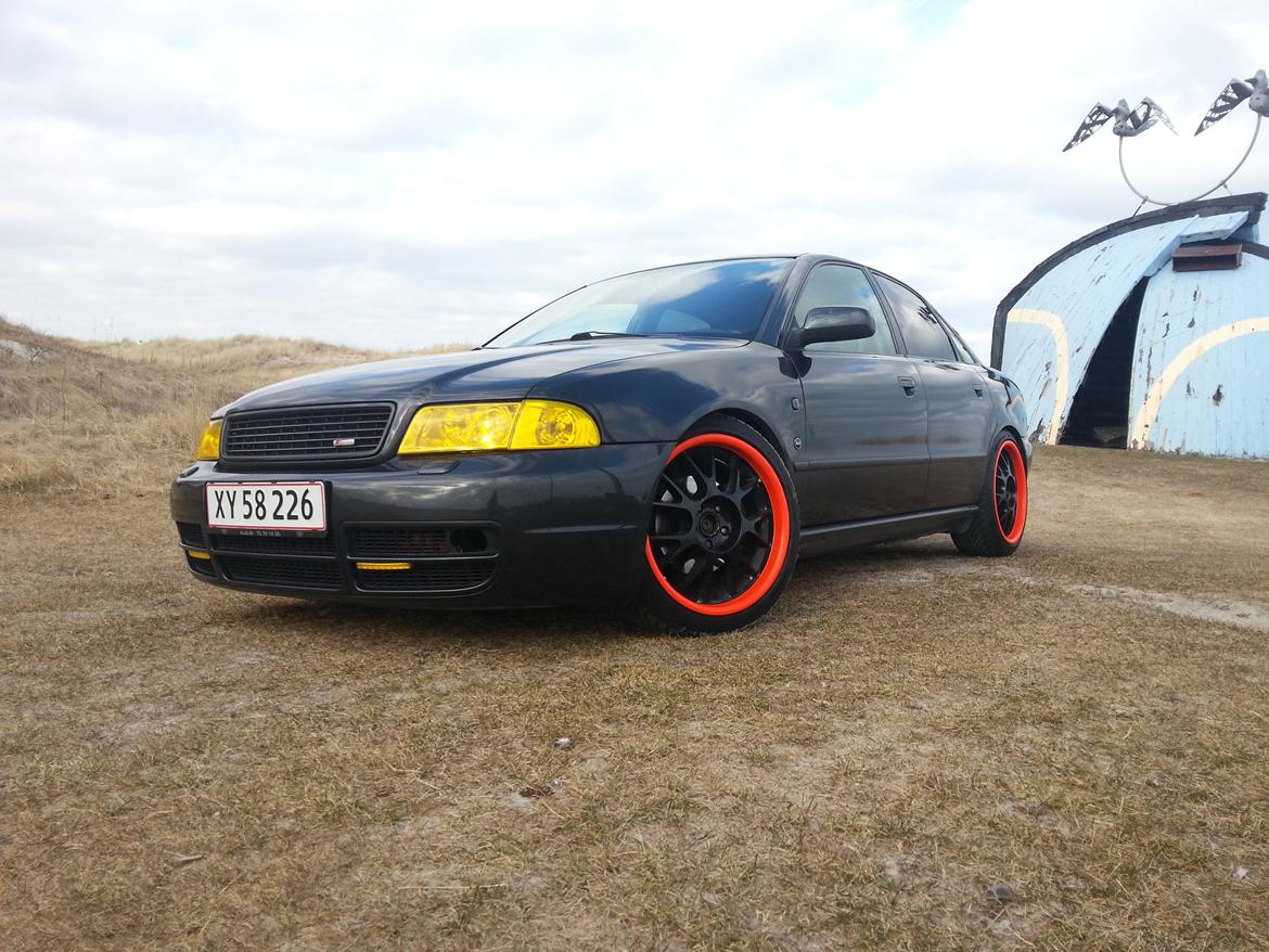 Audi A4 1,8T SOLGT billede 2