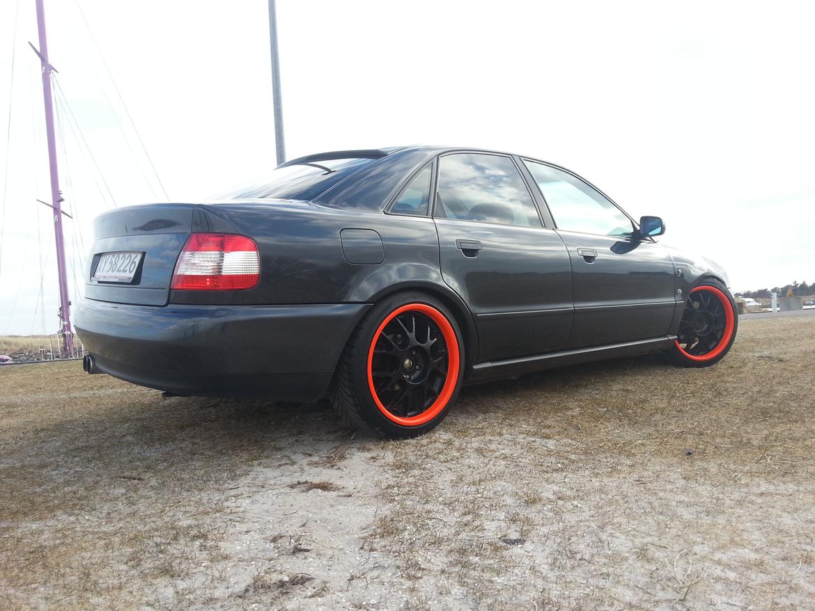 Audi A4 1,8T SOLGT billede 5