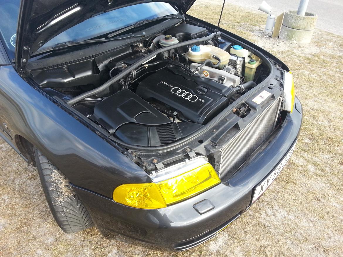 Audi A4 1,8T SOLGT billede 10