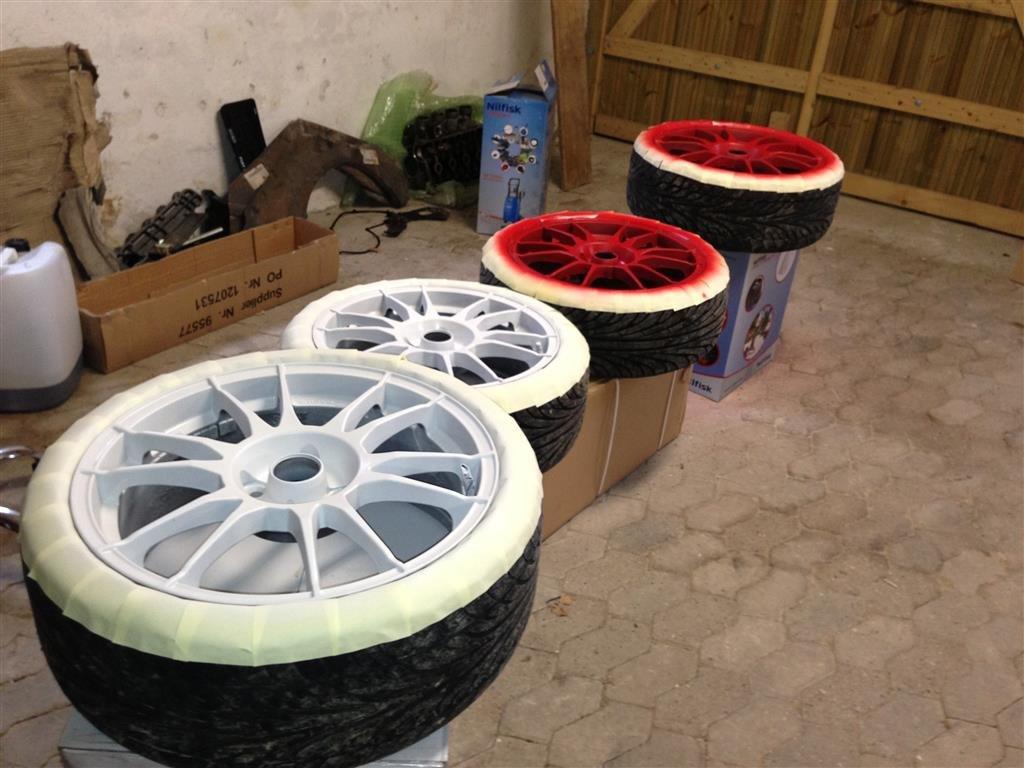 Fiat Punto 1.8 HGT - Så er sommerhjulene næsten klar. Så snart de er tørre kommer de på bilen. billede 11
