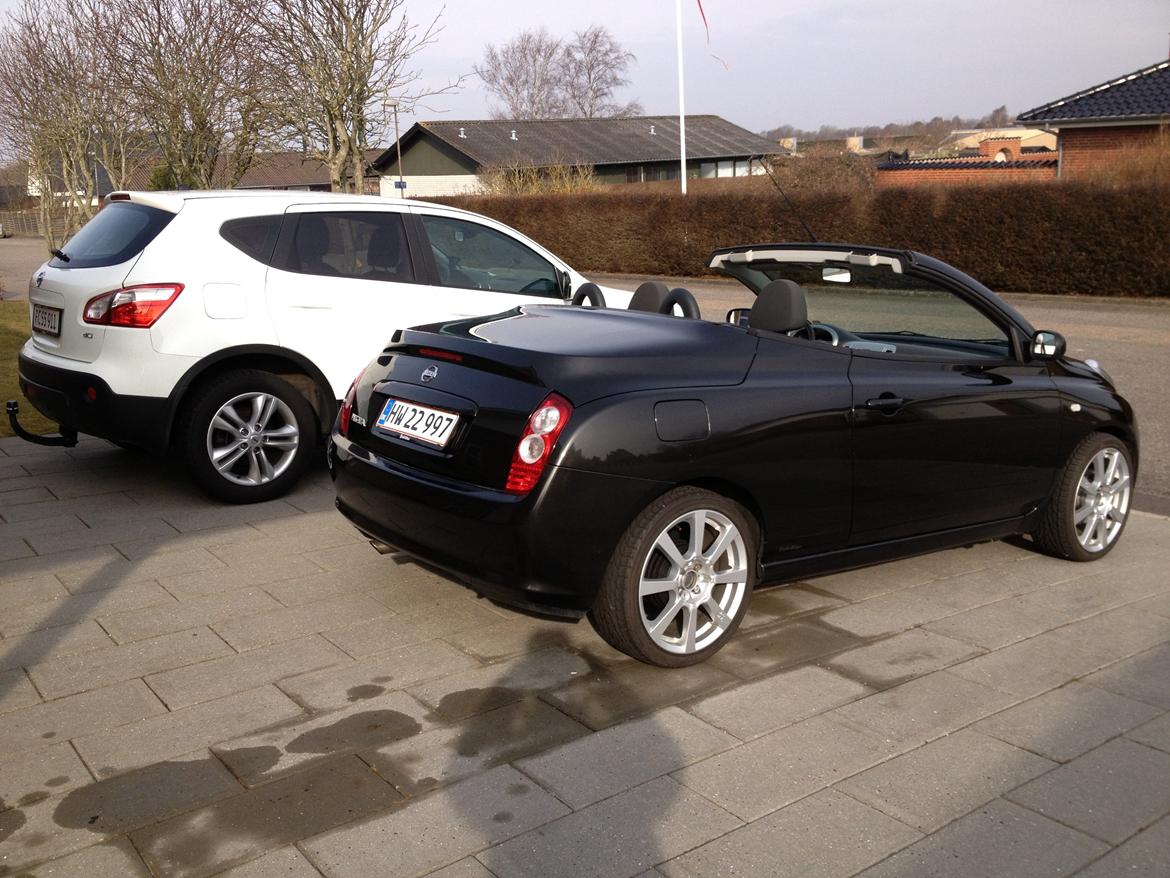 Nissan Micra 1,6 C+C Tekna ( Cabriolet Coupé ) - Salt n Pepper billede 2