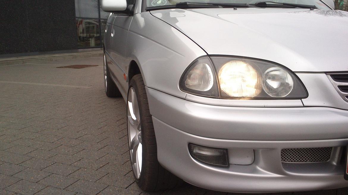 Toyota Avensis 1.8 Sol billede 8