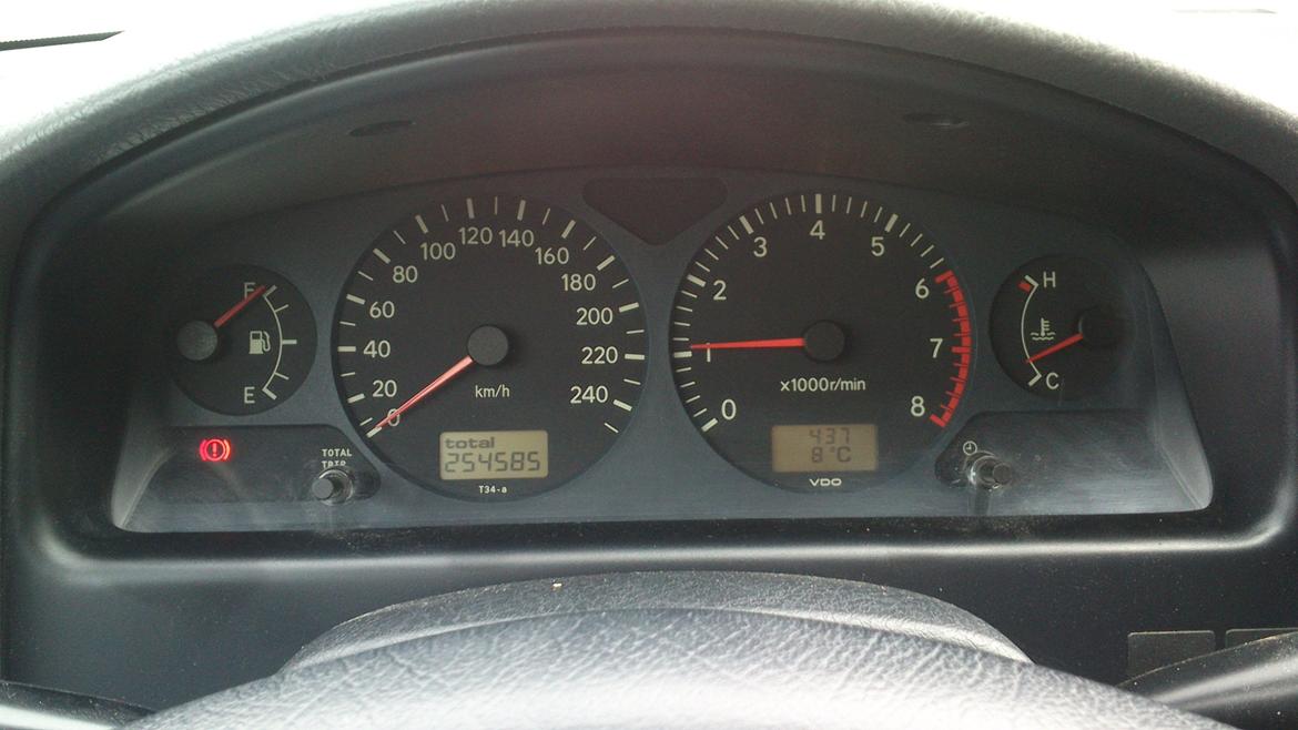 Toyota Avensis 1.8 Sol billede 13