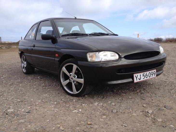 {{currentPhoto.altText}} billede {{currentPhoto.number}}