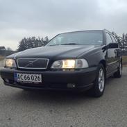 Volvo V70 2,5 TDI 140HK