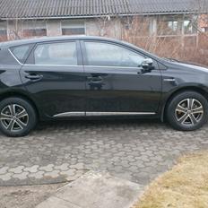 Toyota Auris hsd