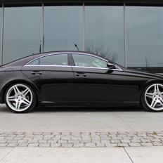 Mercedes Benz Cls (BLACK EDITION)