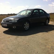 Ford Mondeo 1,8 Trend 4 dørs