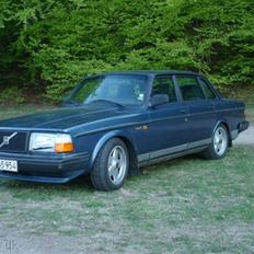 Volvo 240 GLT (solgt)