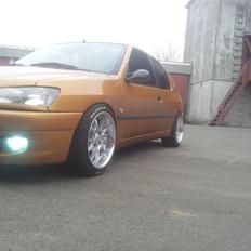 Peugeot 306 / Guldkaramellen /