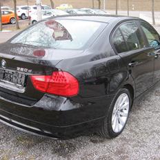 BMW 320 D e90