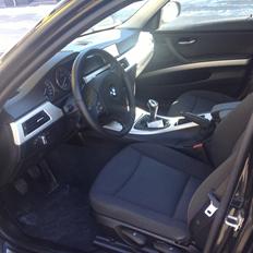 BMW 320 D e90