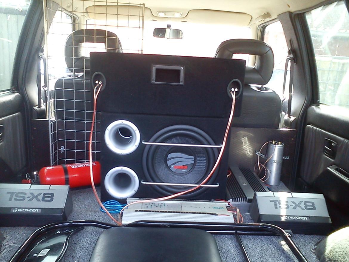 Opel Frontera ***Hulken***  (Solgt) - Masser af plads til lidt god lyd billede 11