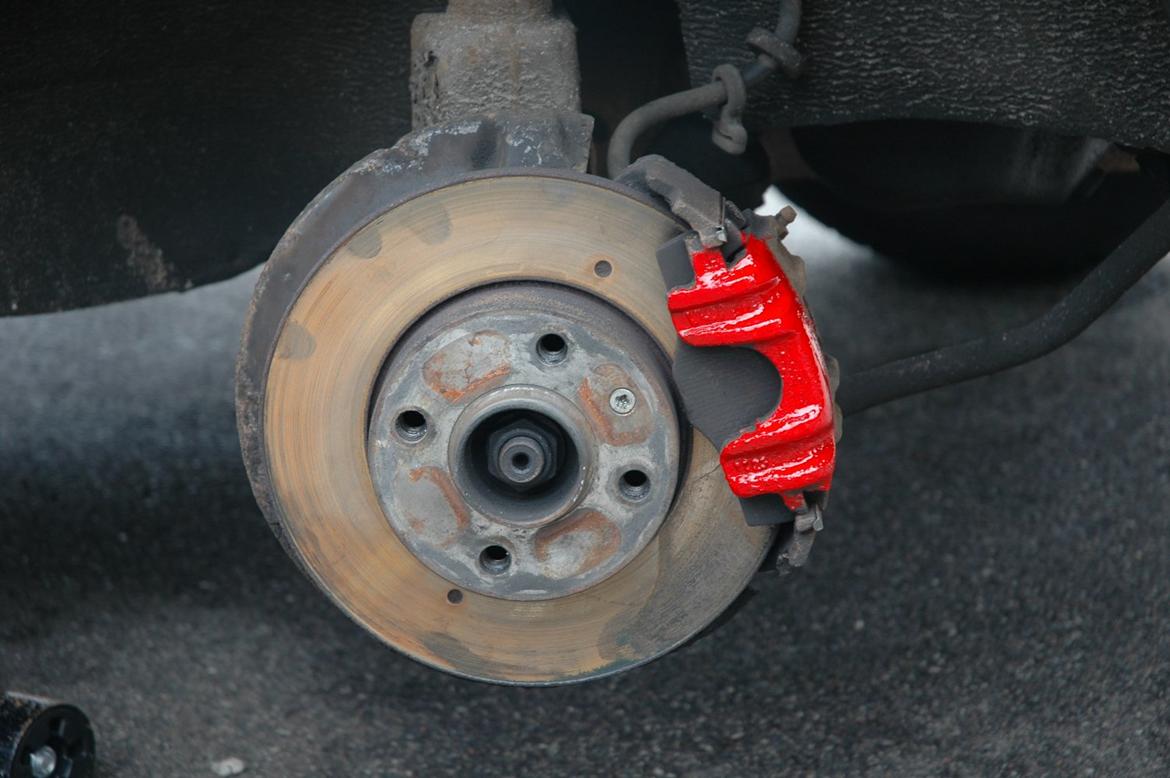 VW Polo Coupe Black/White Edition - Røde bremsekaliper billede 13