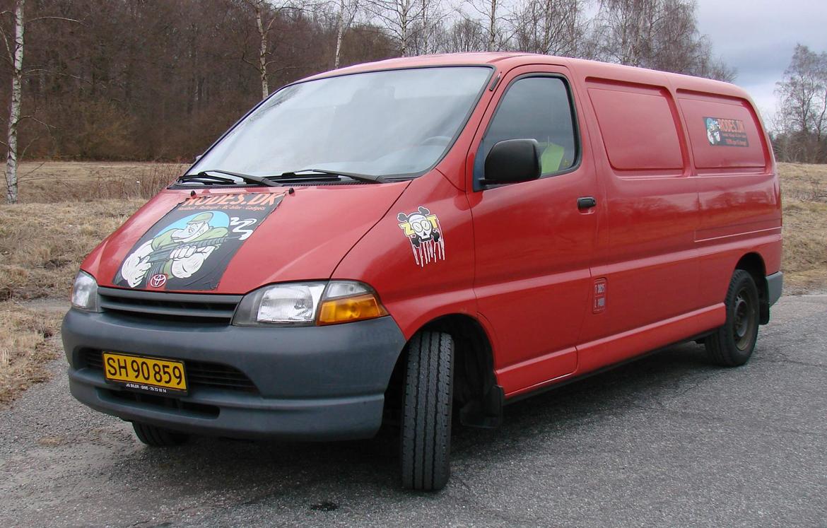 Toyota HiAce 2,4 TD. Lang model billede 1