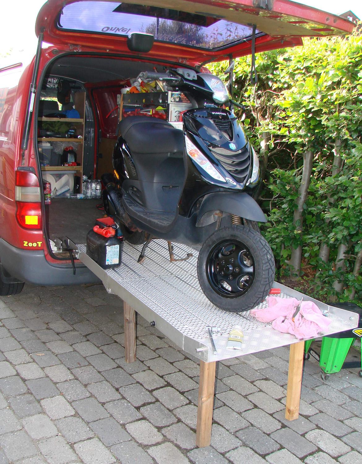 Toyota HiAce 2,4 TD. Lang model billede 15