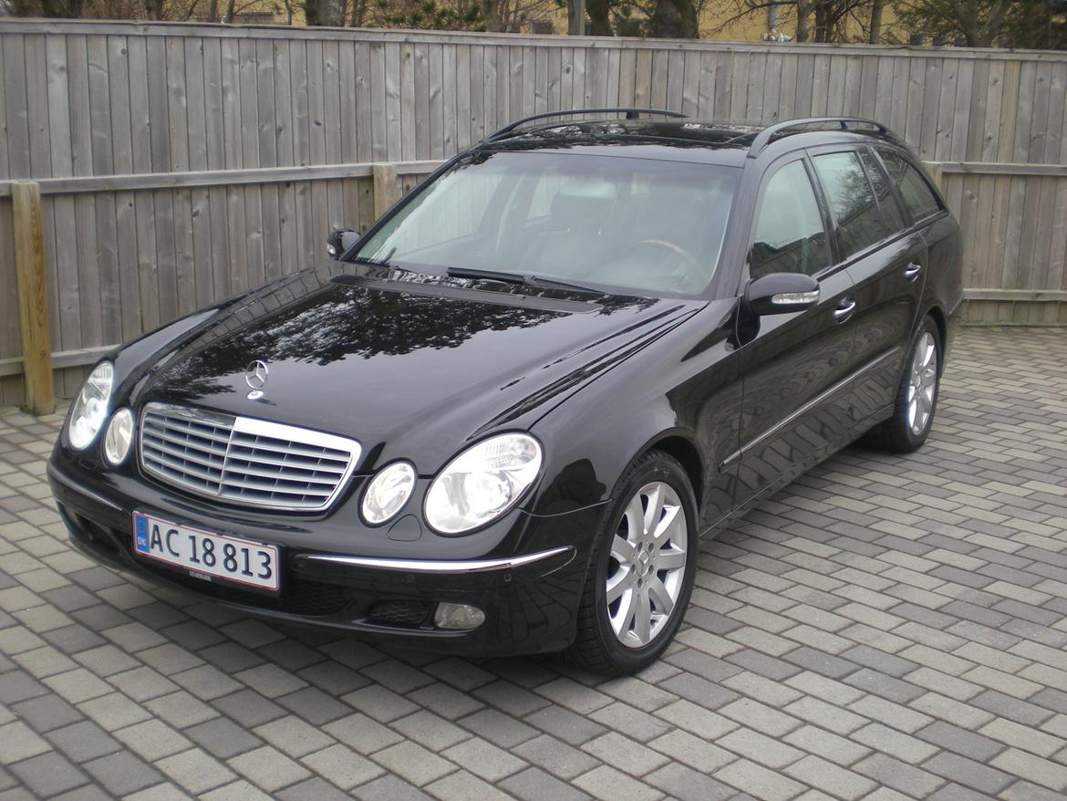 Mercedes Benz E320 W211 billede 2