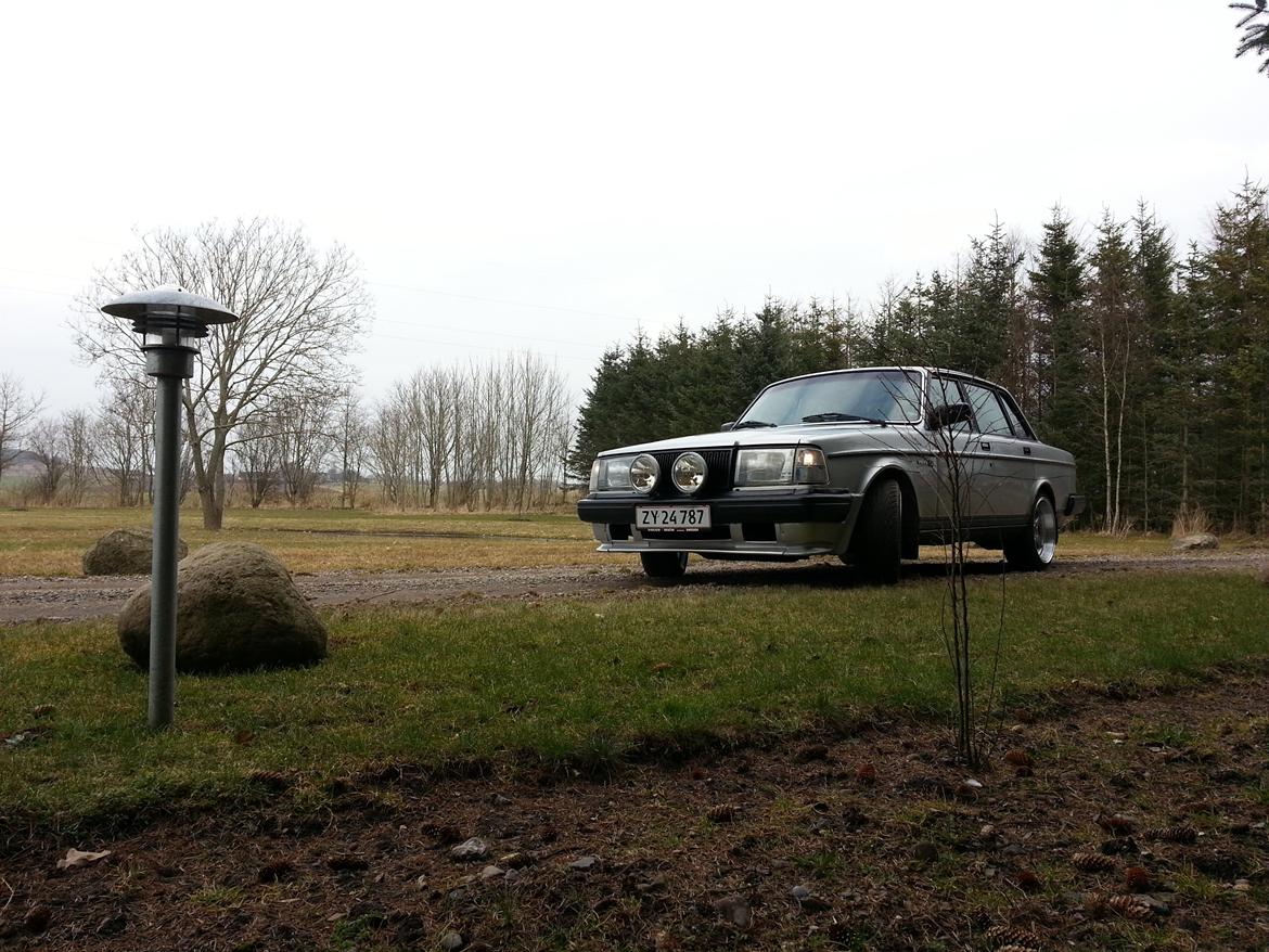 Volvo 240 GL billede 6