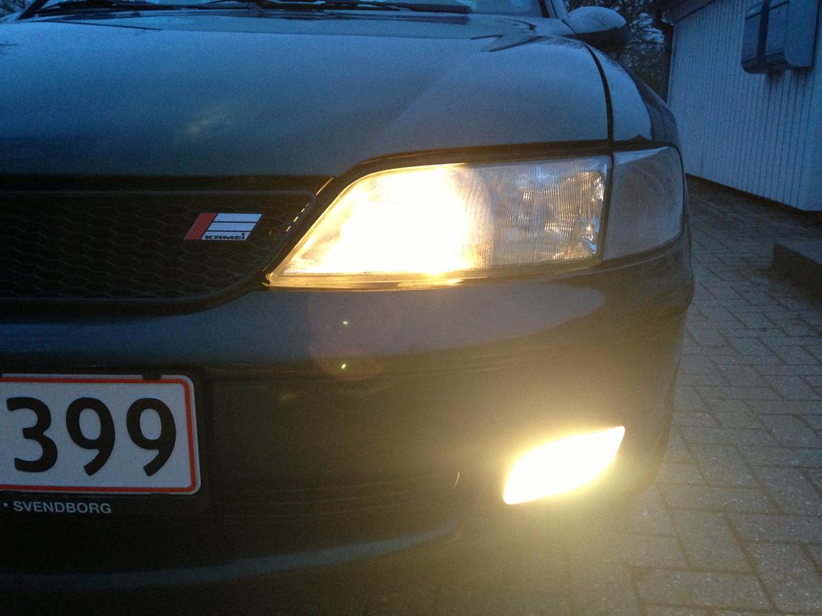 Opel Vectra B *Green Pearl* \\ Solgt // billede 2