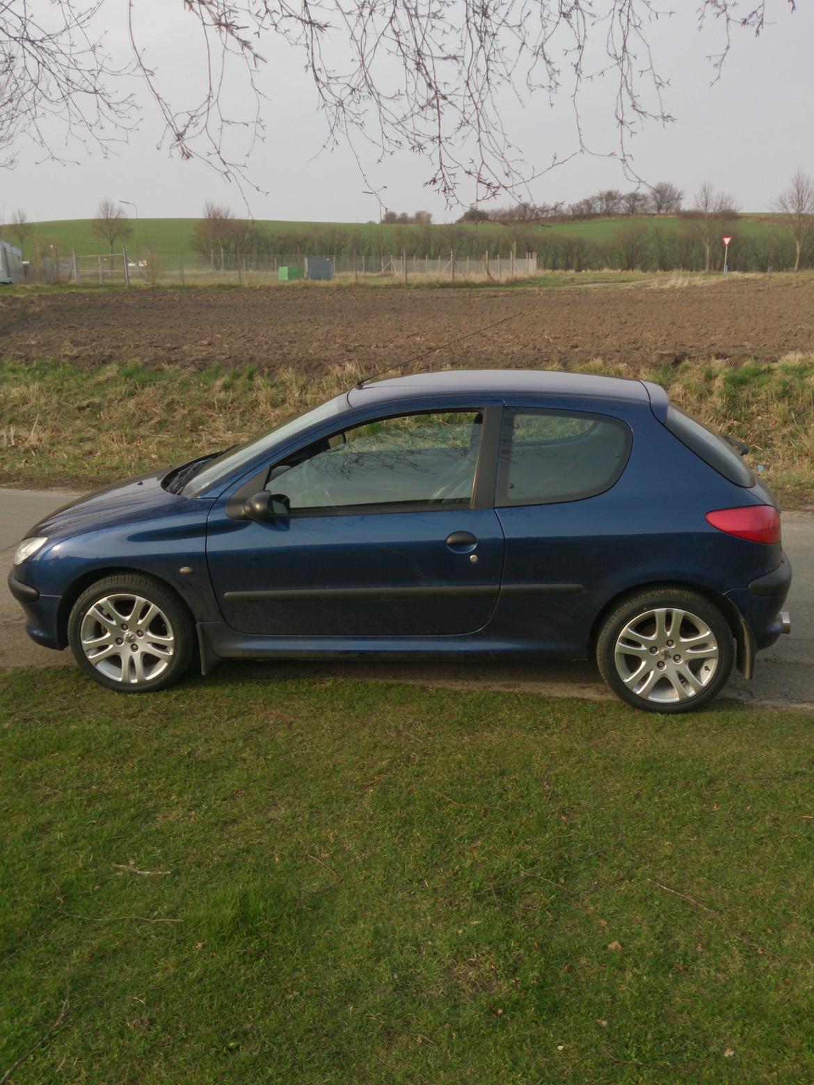 Peugeot 206 billede 10