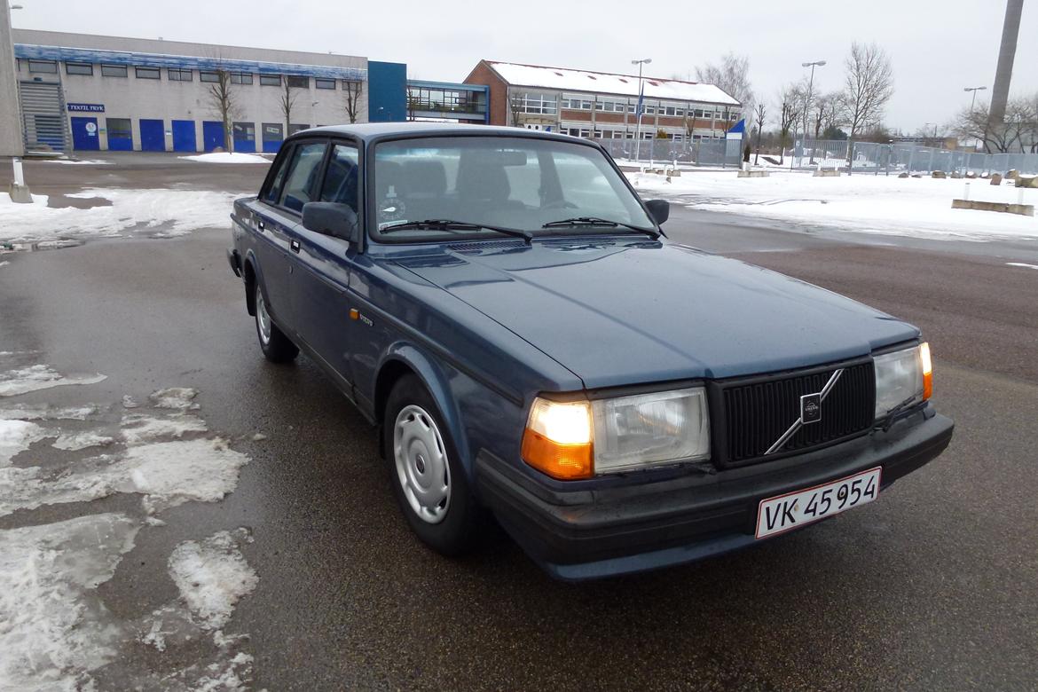 Volvo 240 GLT (solgt) billede 7