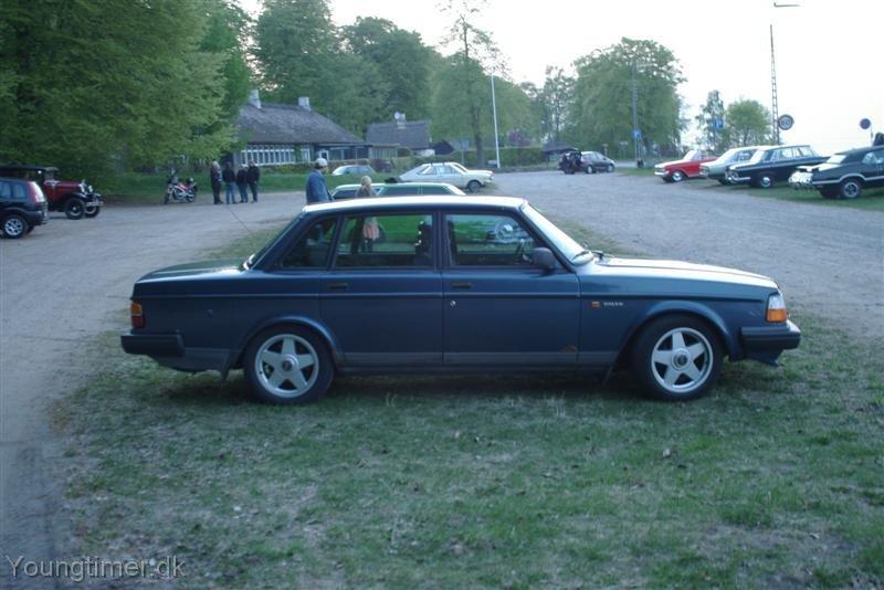 Volvo 240 GLT (solgt) billede 2