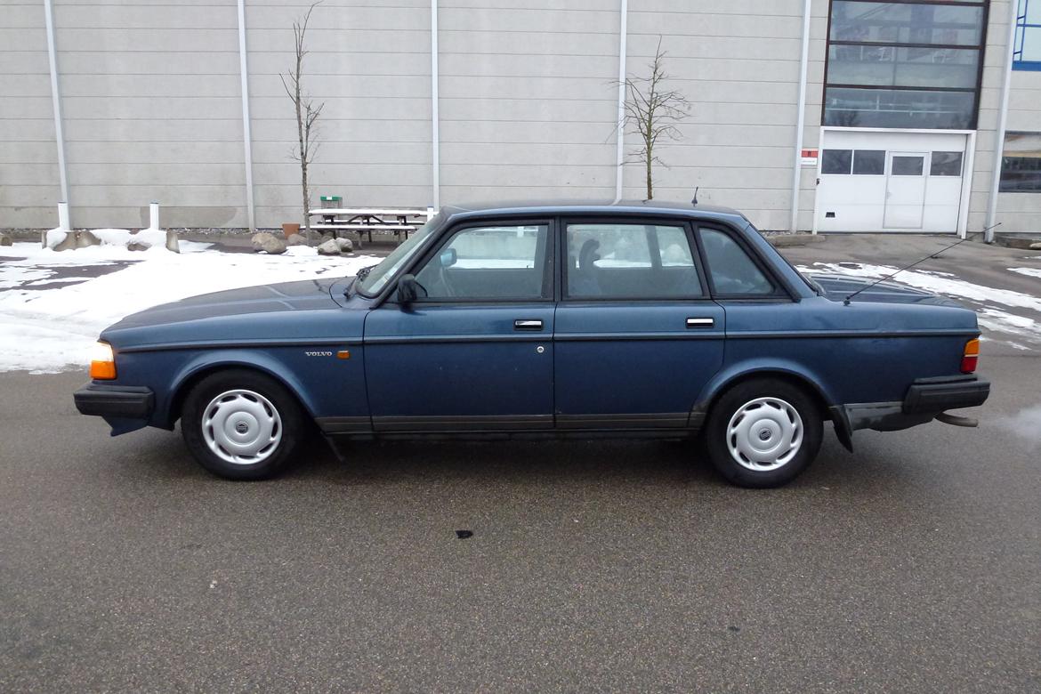 Volvo 240 GLT (solgt) billede 11