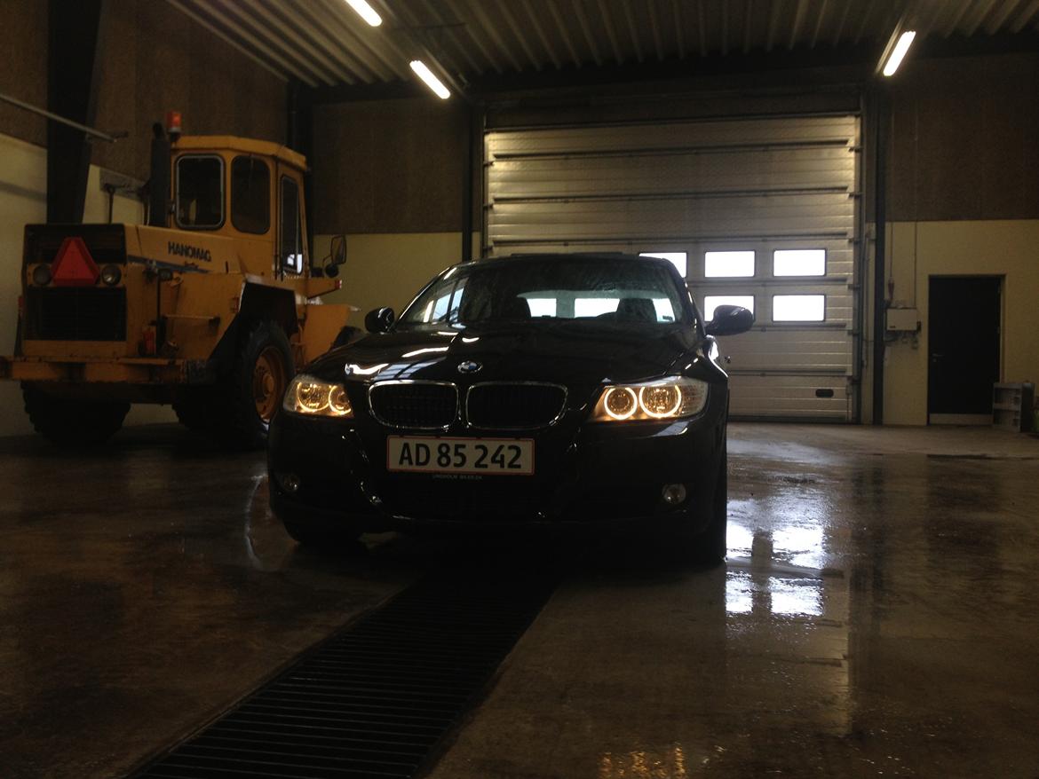 BMW 320 D e90 billede 20