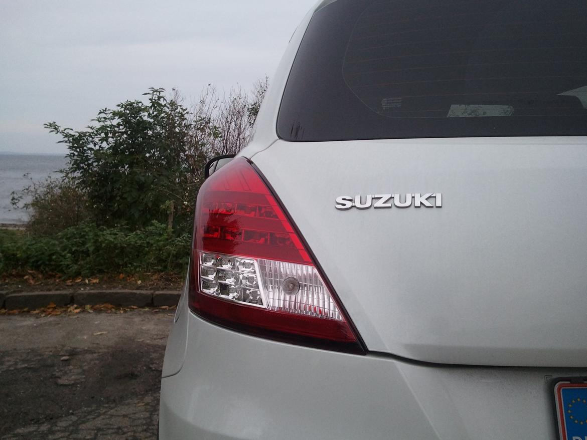Suzuki Swift 1.2 ECO+ GL Aircon - Nye baglygter med LED bar. billede 17