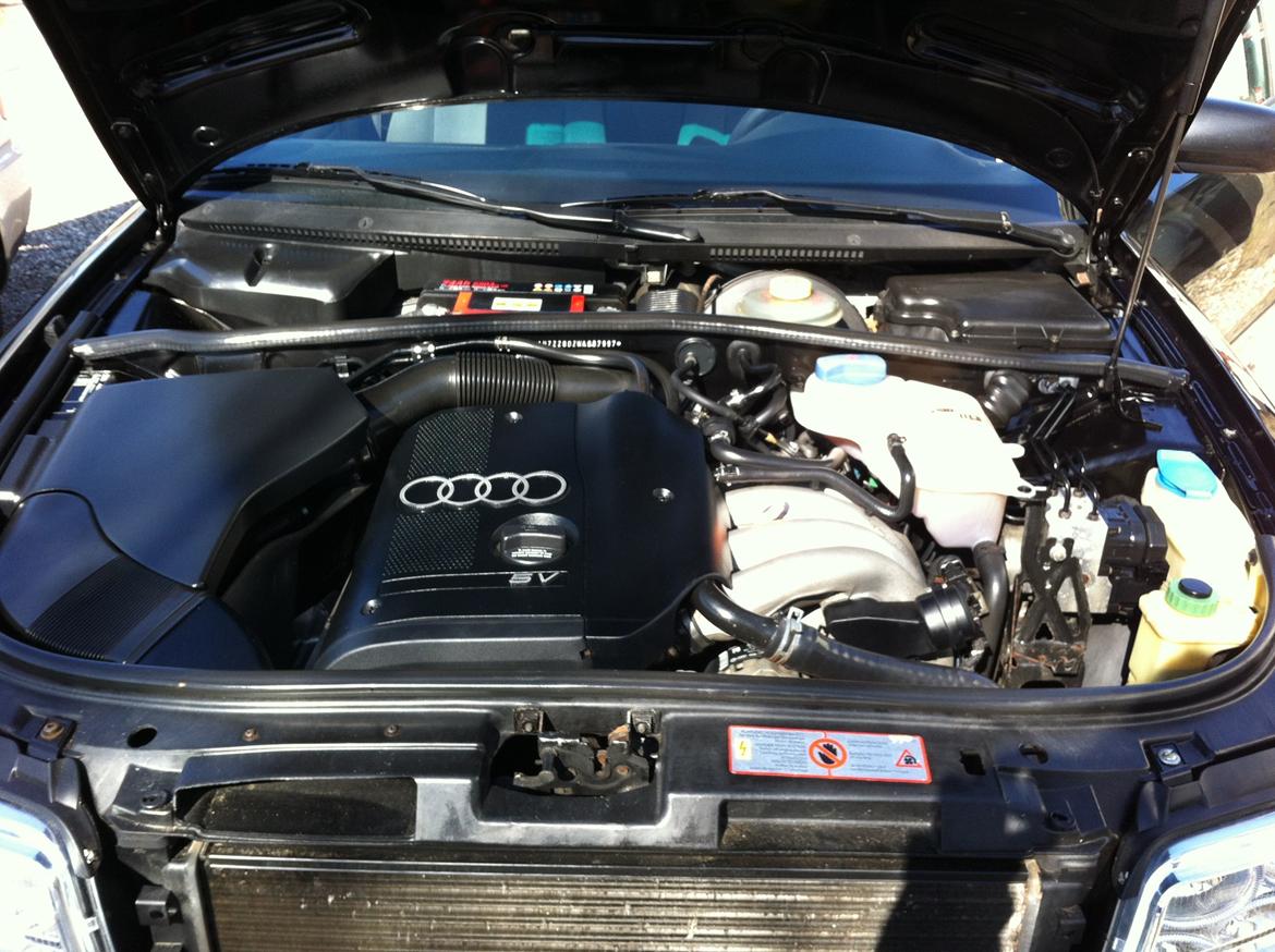 Audi A4 b5 1,8 20v Limousine  billede 6