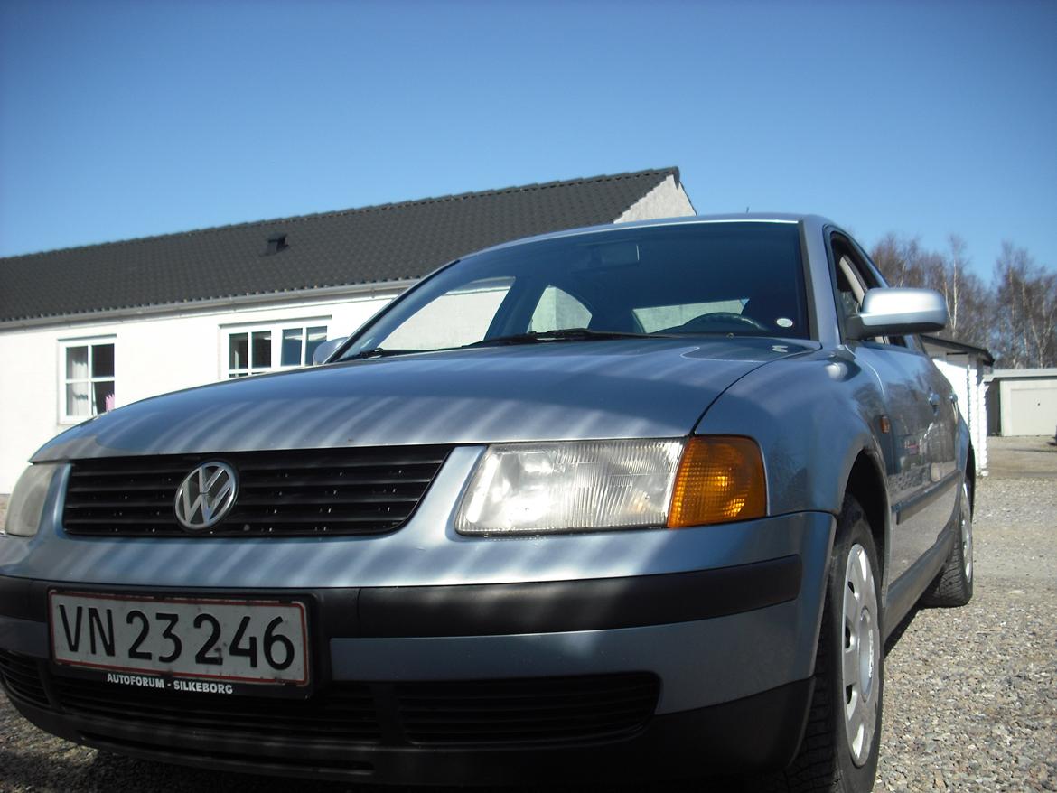 VW Passat Limousine billede 1