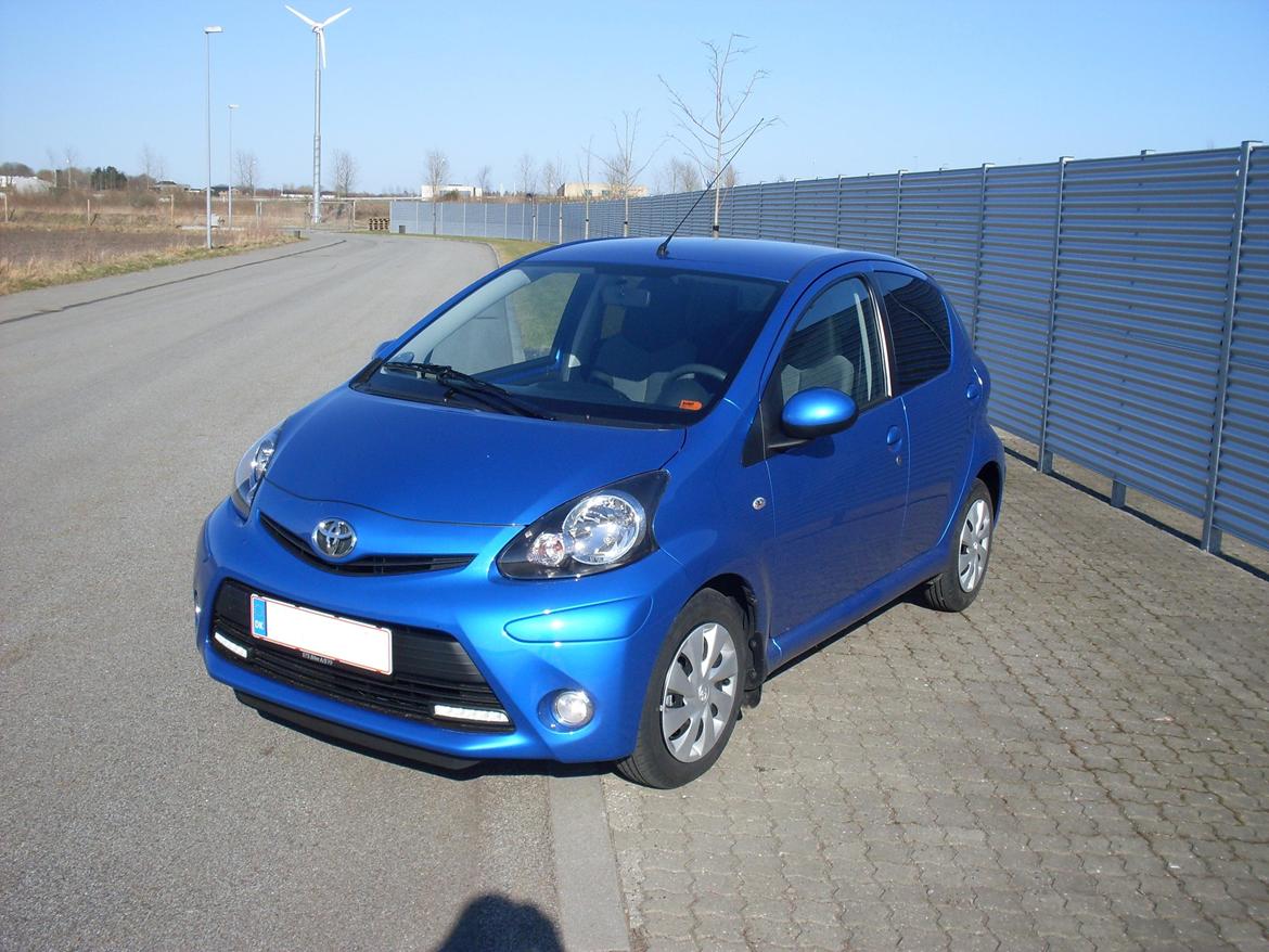 Toyota aygo T2 air+ billede 2