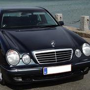 Mercedes Benz E320 CDI Elegance Sport