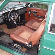 Volvo 142
