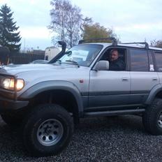 Toyota Land Cruiser HDJ80