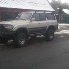 Toyota Land Cruiser HDJ80
