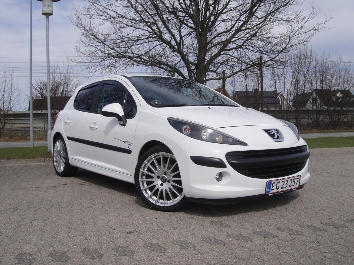 Peugeot 207 1,6 HDI Comfort billede 3