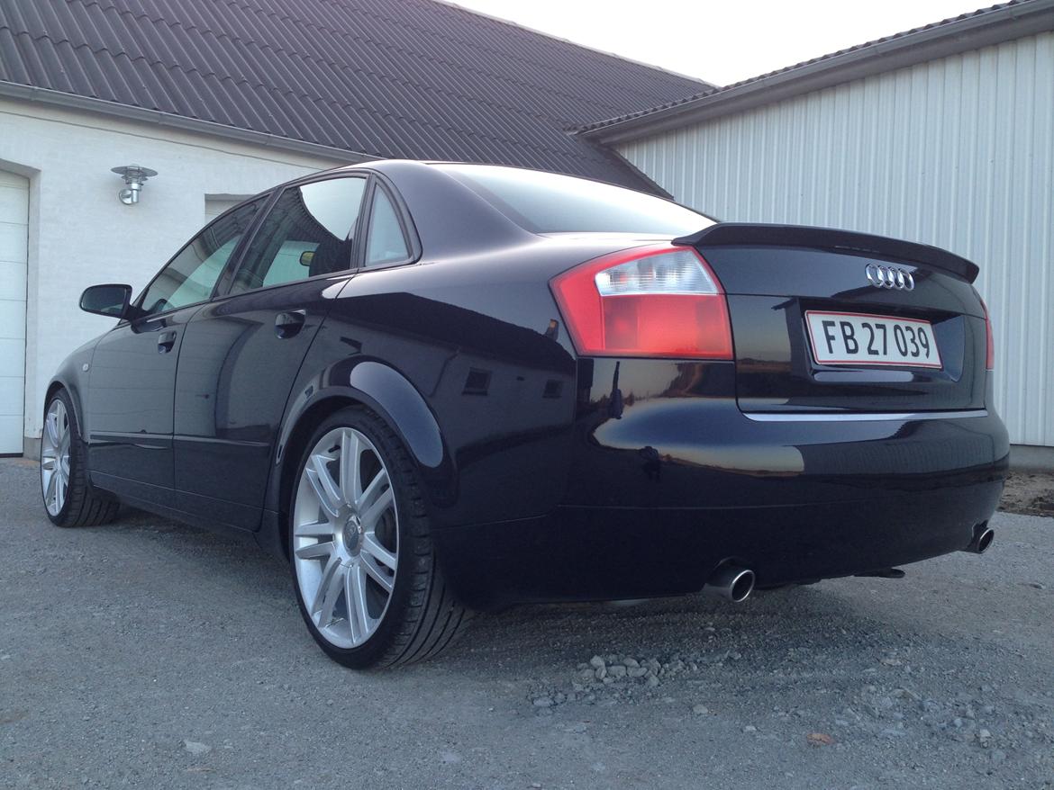 Audi A4 B6  (Solgt) billede 5
