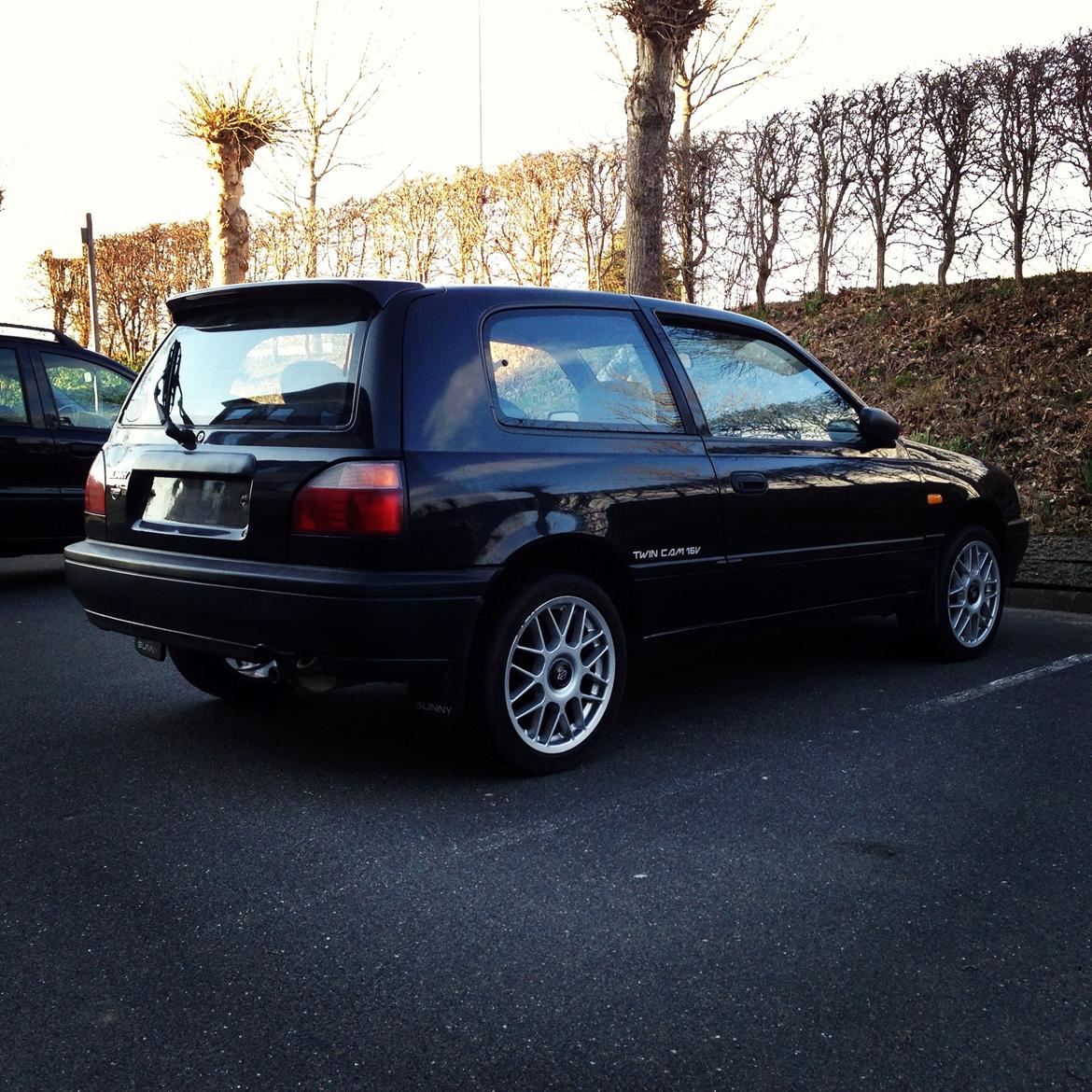 Nissan Sunny billede 3