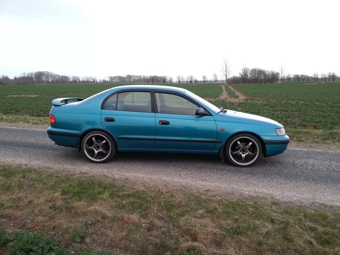 Toyota Carina E 1.8 billede 6