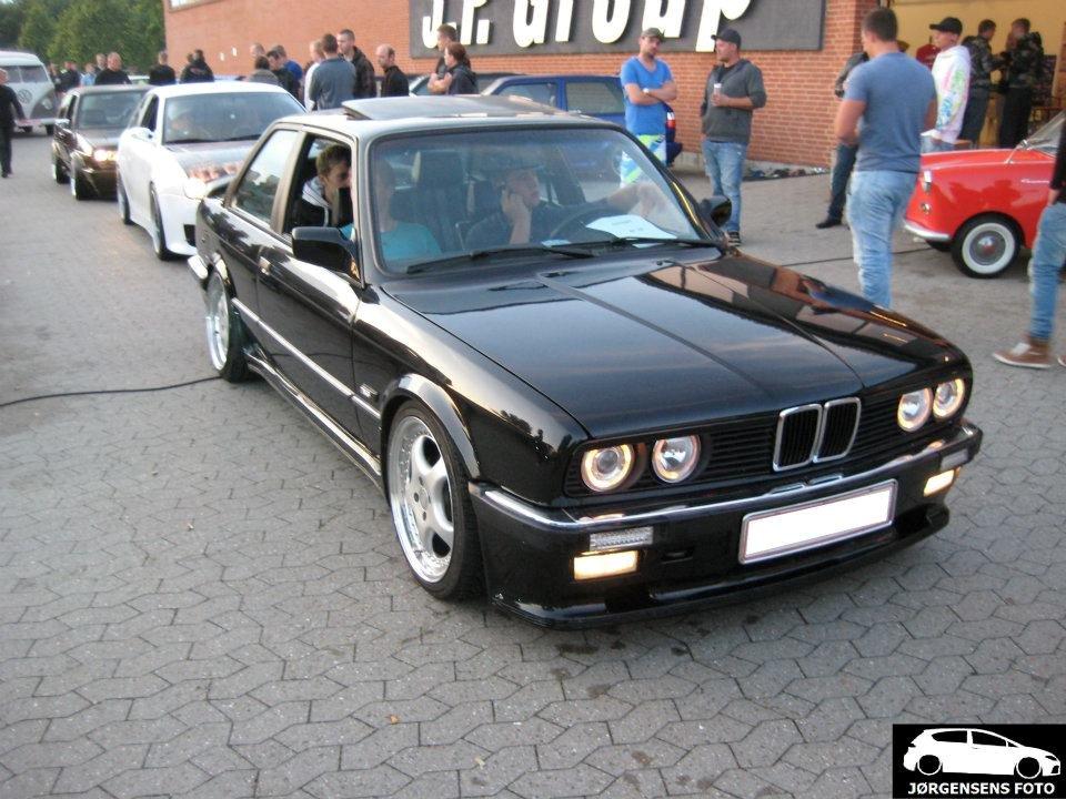 BMW E30 325 M-tech 1 - udstilling ved vsb træf viborg fik en 2 plads i klassiker  billede 2