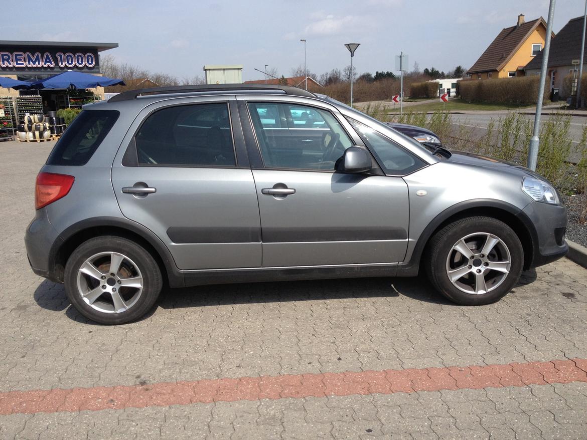 Suzuki Sx 4 billede 1