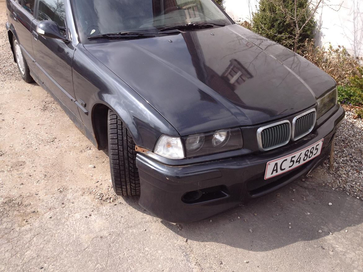 BMW 316i e36 totalt skadet billede 17