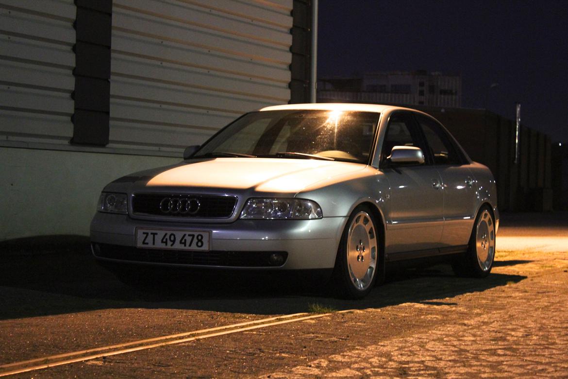 Audi A4 B5 1.8T S-Line billede 1
