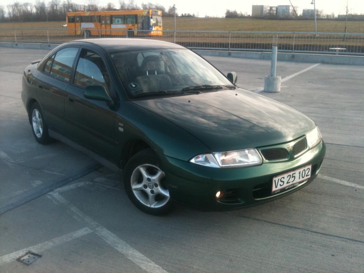 Mitsubishi Carisma 1.8 GDI LS billede 1