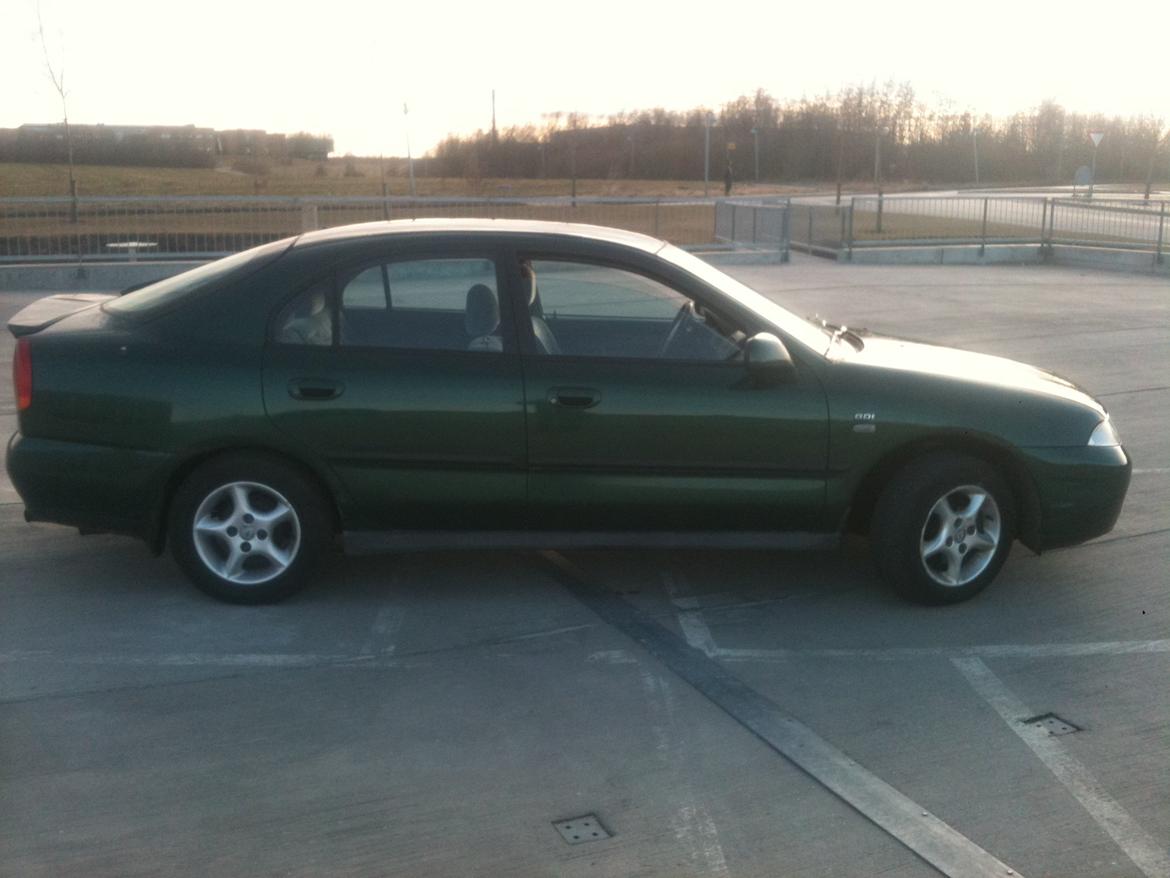 Mitsubishi Carisma 1.8 GDI LS billede 2