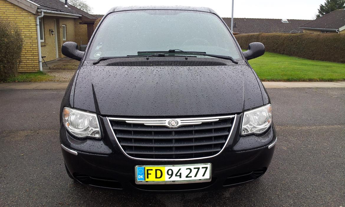 Chrysler Grand Voyager 2,4 SE Van billede 1
