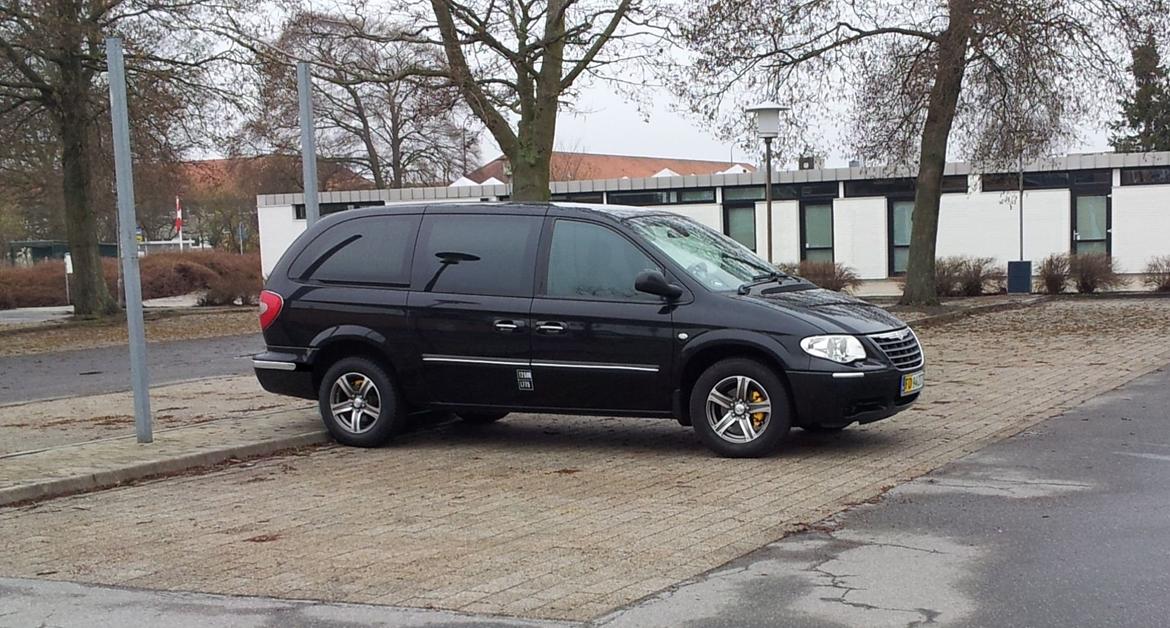 Chrysler Grand Voyager 2,4 SE Van billede 2
